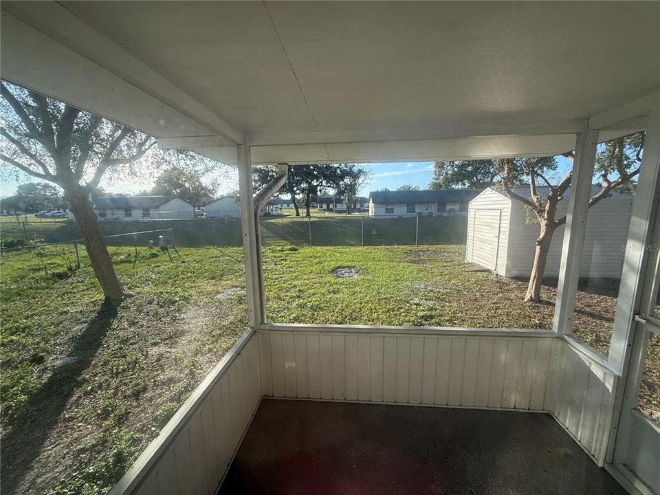 В аренду: $1,800 (2 спален, 1 ванн, 924 Квадратных фут)