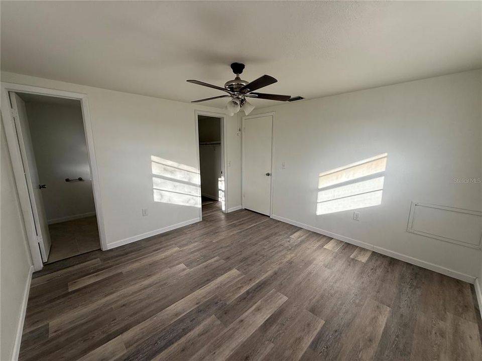 В аренду: $1,800 (2 спален, 1 ванн, 924 Квадратных фут)