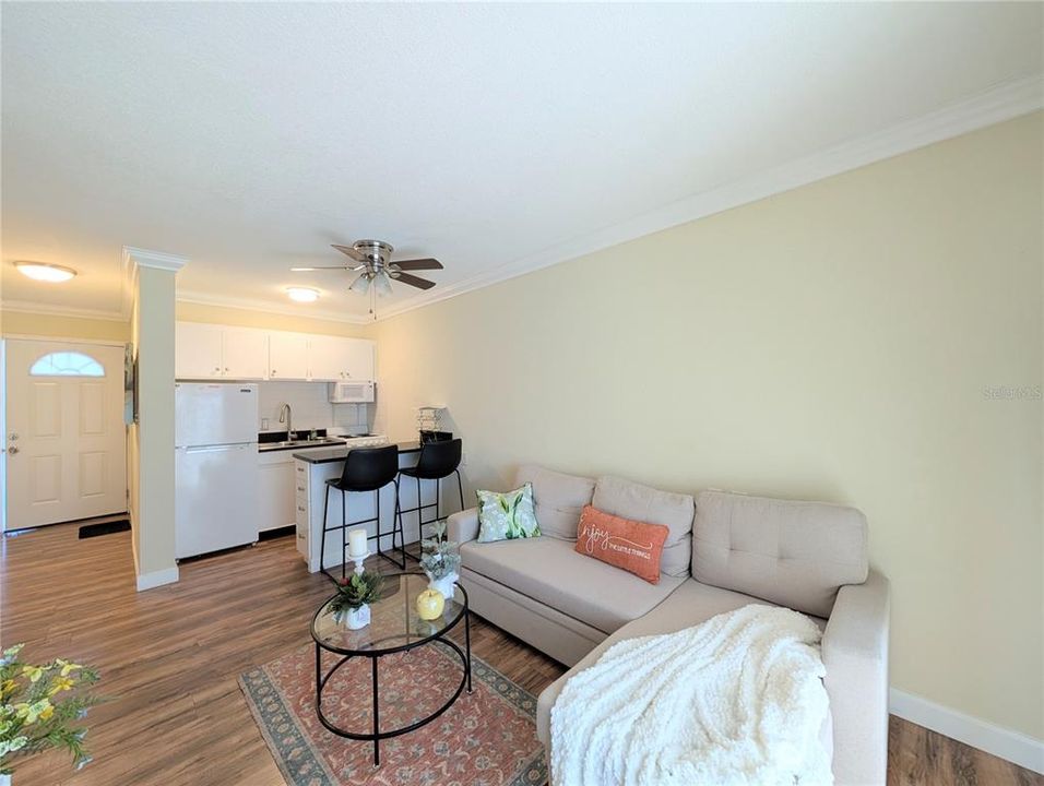 En Renta: $1,100 (1 camas, 1 baños, 421 Pies cuadrados)