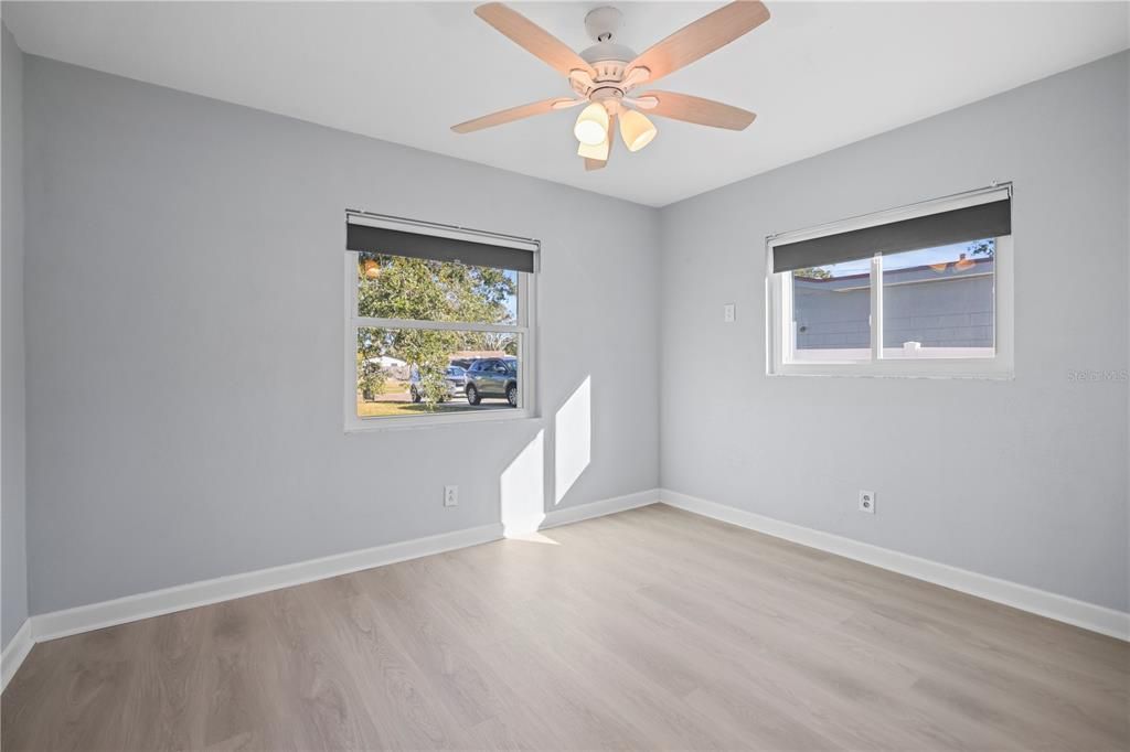 В аренду: $2,000 (2 спален, 1 ванн, 894 Квадратных фут)