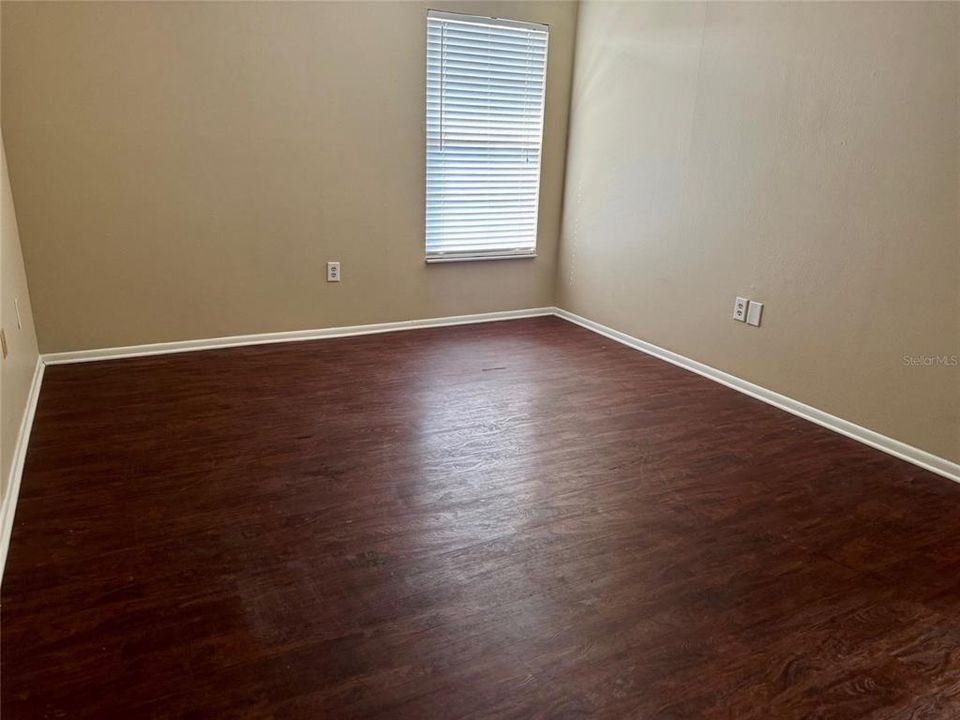 出租: $1,500 (2 贝兹, 2 浴室, 912 平方英尺)