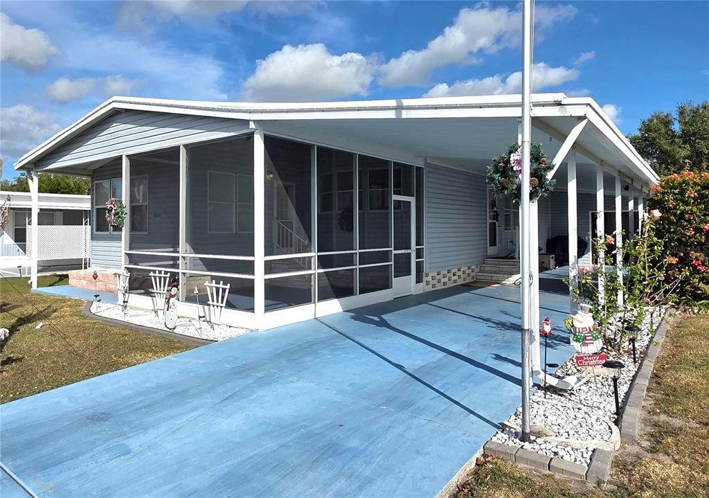 For Sale: $227,000 (2 beds, 2 baths, 1268 Square Feet)