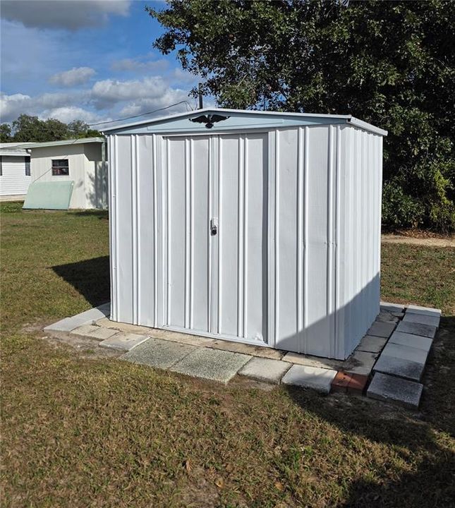 For Sale: $227,000 (2 beds, 2 baths, 1268 Square Feet)