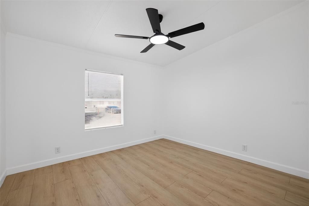 En Venta: $319,990 (4 camas, 2 baños, 2052 Pies cuadrados)