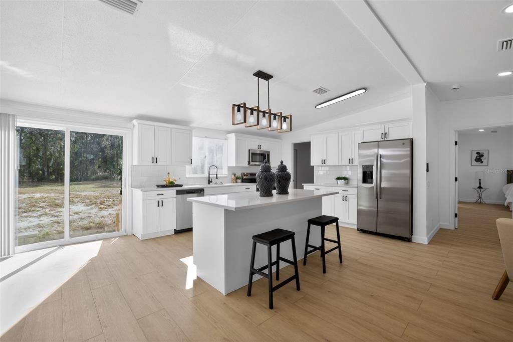 En Venta: $319,990 (4 camas, 2 baños, 2052 Pies cuadrados)