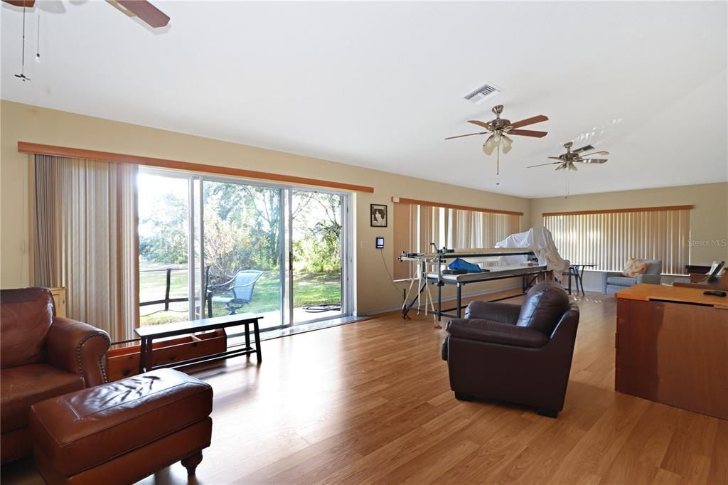 出租: $2,600 (3 贝兹, 2 浴室, 2869 平方英尺)