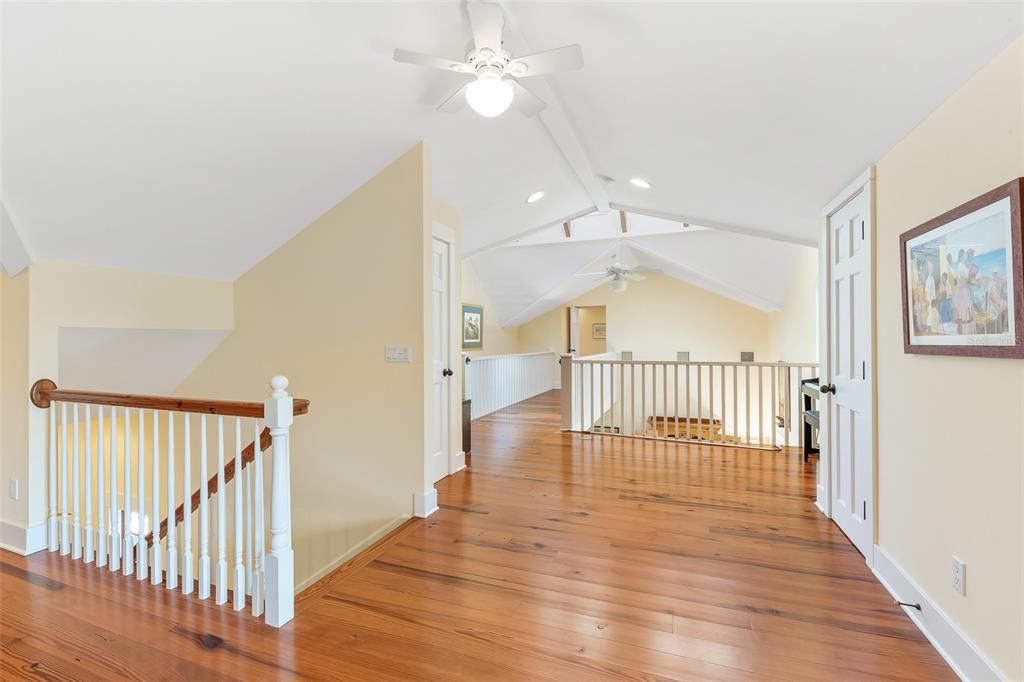 На продажу: $4,750,000 (4 спален, 4 ванн, 4039 Квадратных фут)