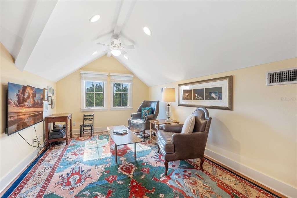 На продажу: $4,750,000 (4 спален, 4 ванн, 4039 Квадратных фут)