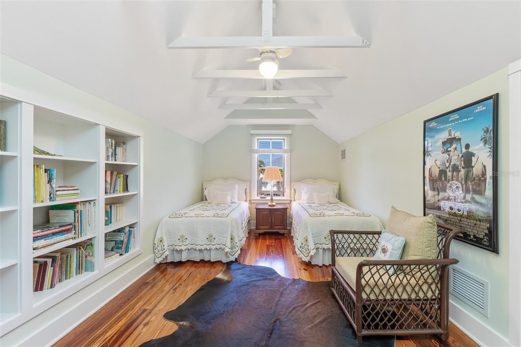 На продажу: $4,750,000 (4 спален, 4 ванн, 4039 Квадратных фут)