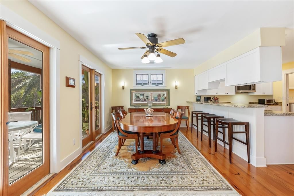 На продажу: $4,750,000 (4 спален, 4 ванн, 4039 Квадратных фут)