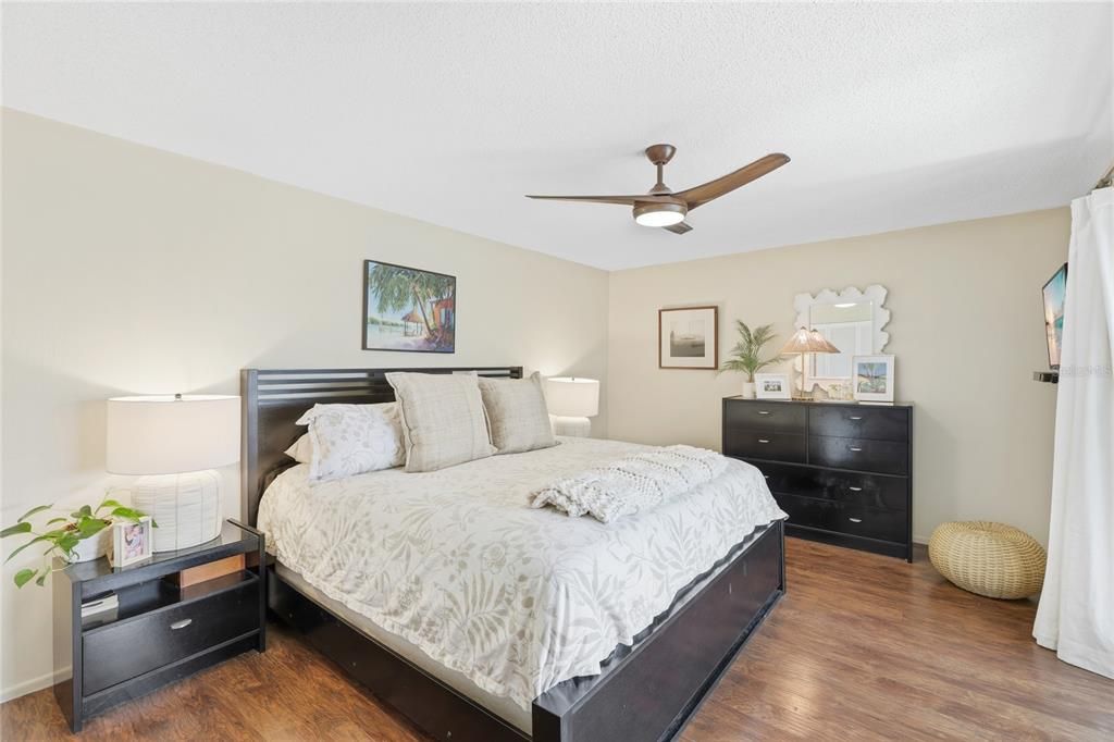 En Venta: $310,000 (2 camas, 2 baños, 1116 Pies cuadrados)