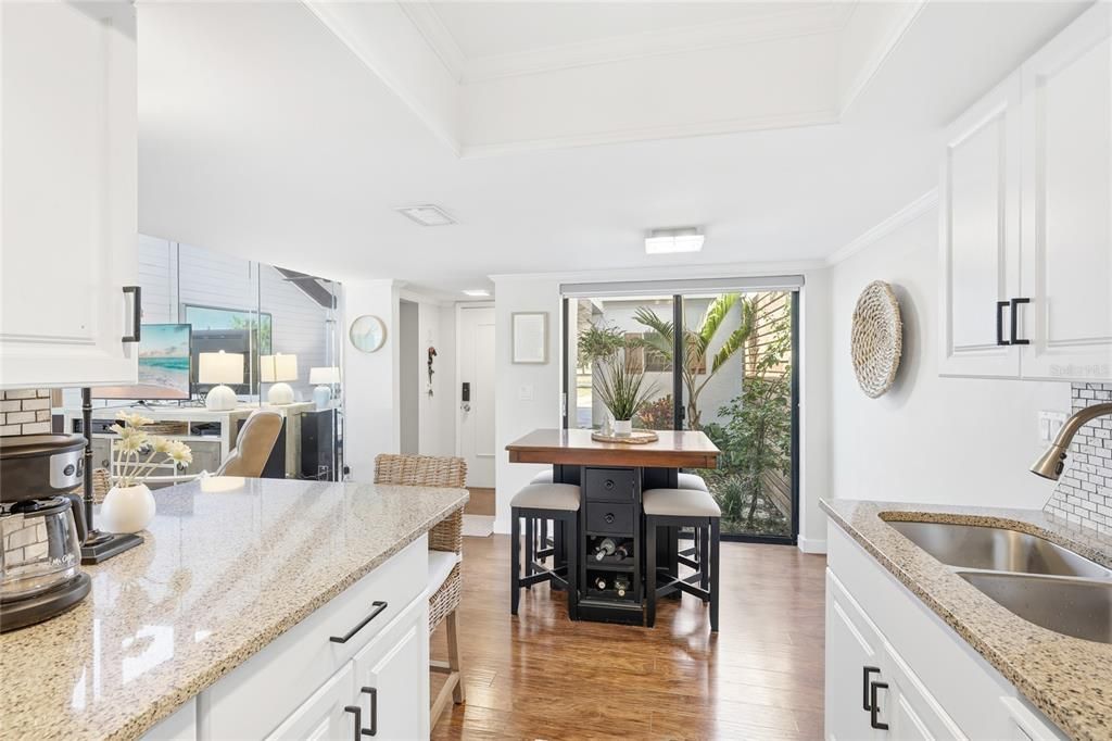 En Venta: $310,000 (2 camas, 2 baños, 1116 Pies cuadrados)