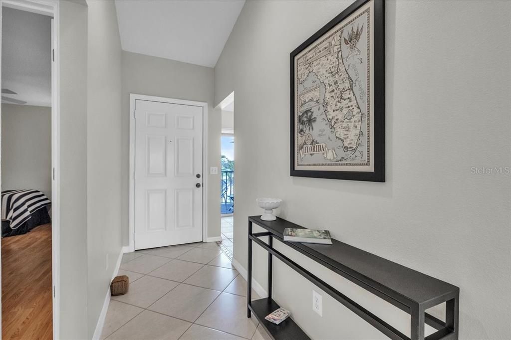 For Sale: $345,000 (2 beds, 2 baths, 1333 Square Feet)