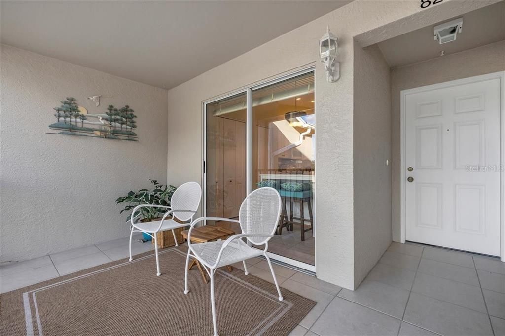 For Sale: $345,000 (2 beds, 2 baths, 1333 Square Feet)
