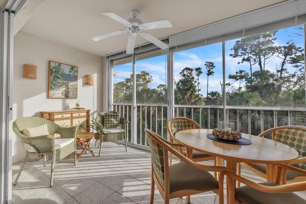 For Sale: $345,000 (2 beds, 2 baths, 1333 Square Feet)