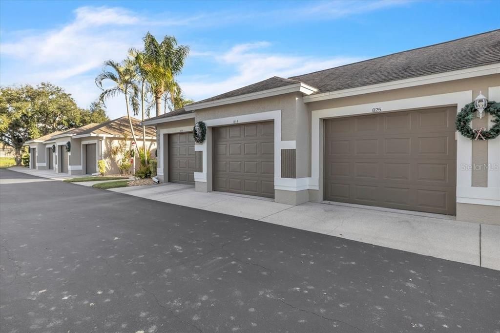 For Sale: $345,000 (2 beds, 2 baths, 1333 Square Feet)