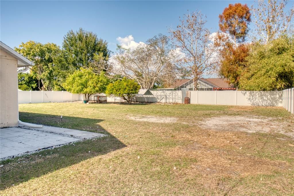 В аренду: $2,390 (3 спален, 2 ванн, 1817 Квадратных фут)