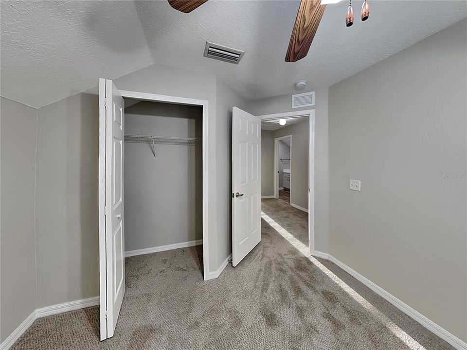 В аренду: $2,059 (4 спален, 2 ванн, 1784 Квадратных фут)