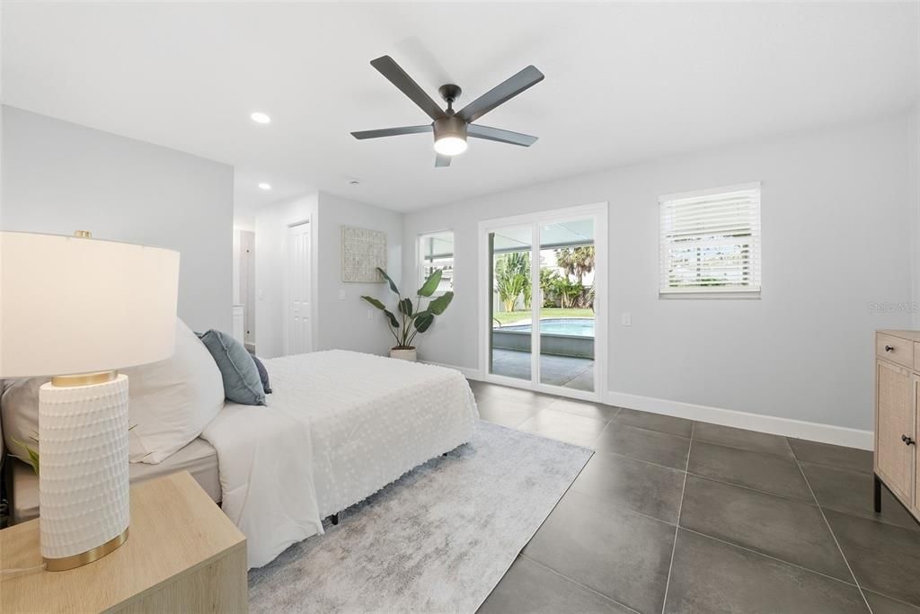 For Sale: $699,999 (4 beds, 2 baths, 1864 Square Feet)