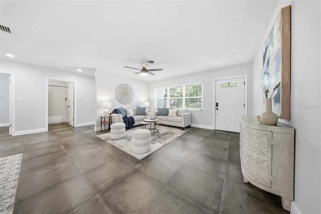 For Sale: $699,999 (4 beds, 2 baths, 1864 Square Feet)