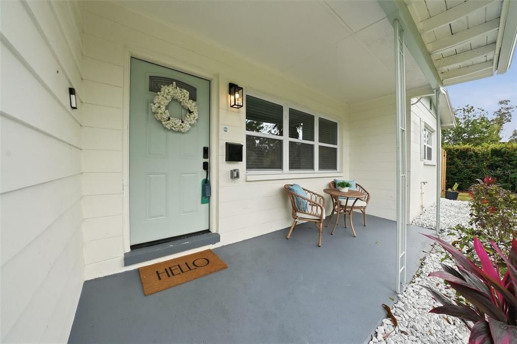 For Sale: $699,999 (4 beds, 2 baths, 1864 Square Feet)