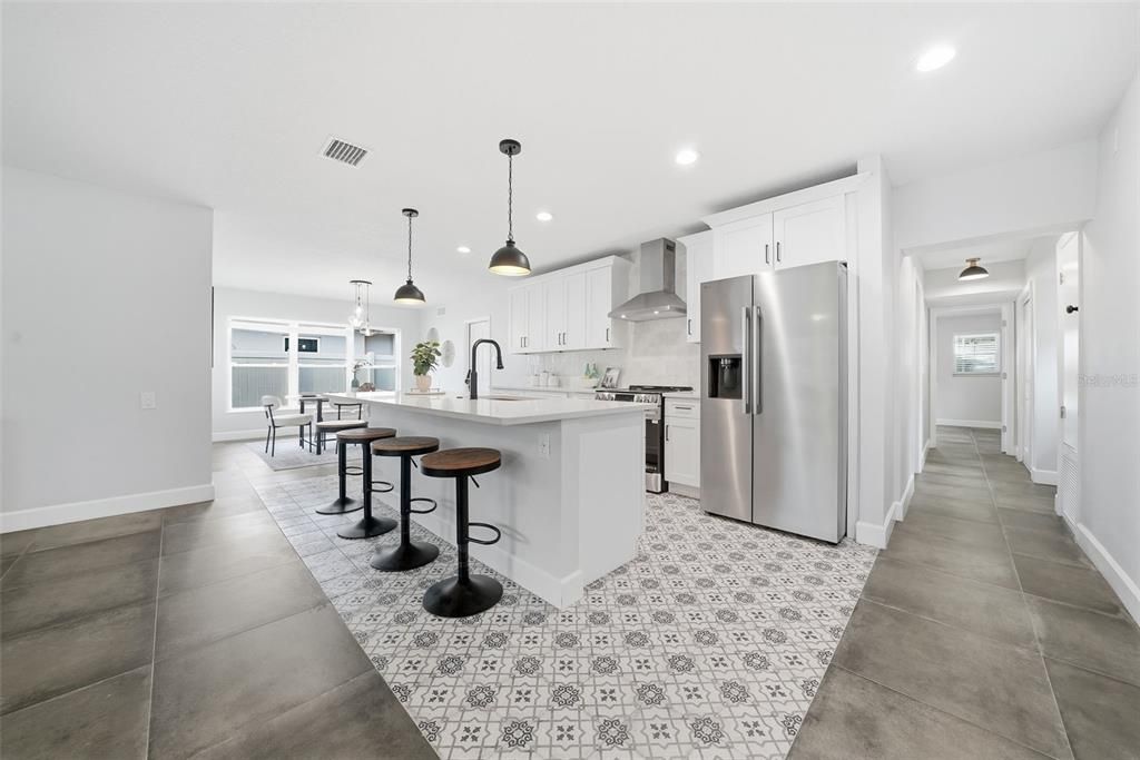 For Sale: $699,999 (4 beds, 2 baths, 1864 Square Feet)