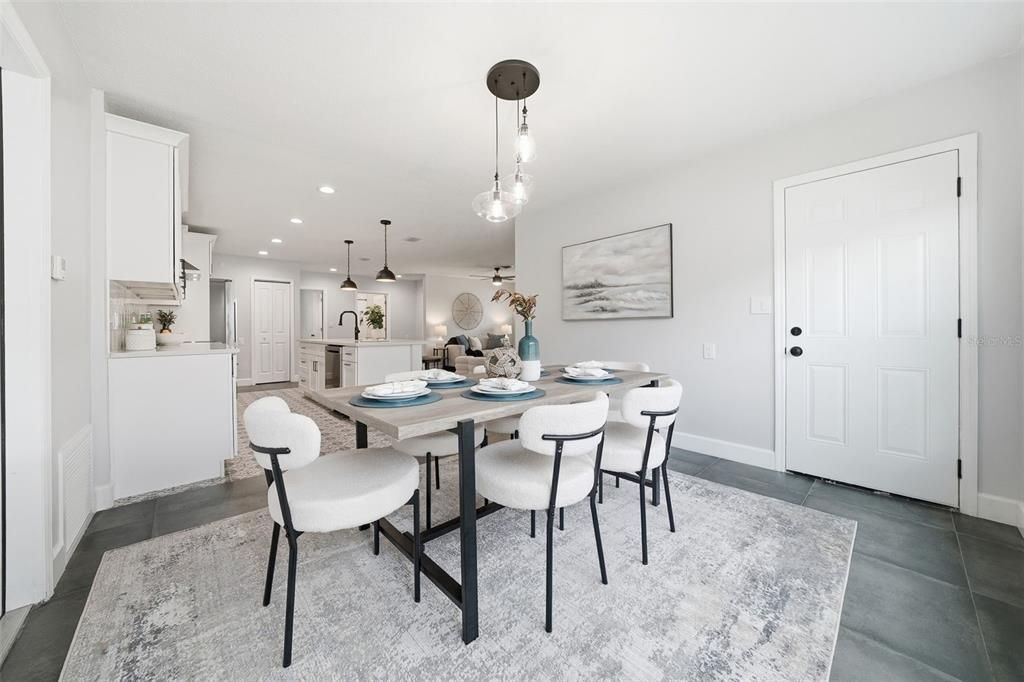 For Sale: $699,999 (4 beds, 2 baths, 1864 Square Feet)