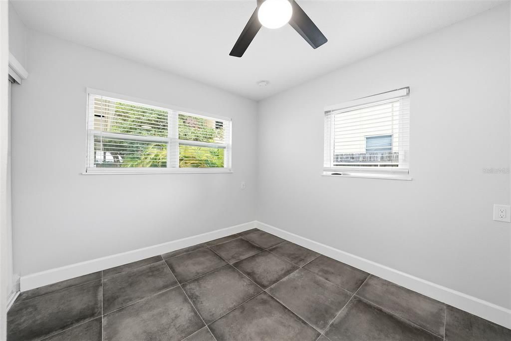 For Sale: $699,999 (4 beds, 2 baths, 1864 Square Feet)