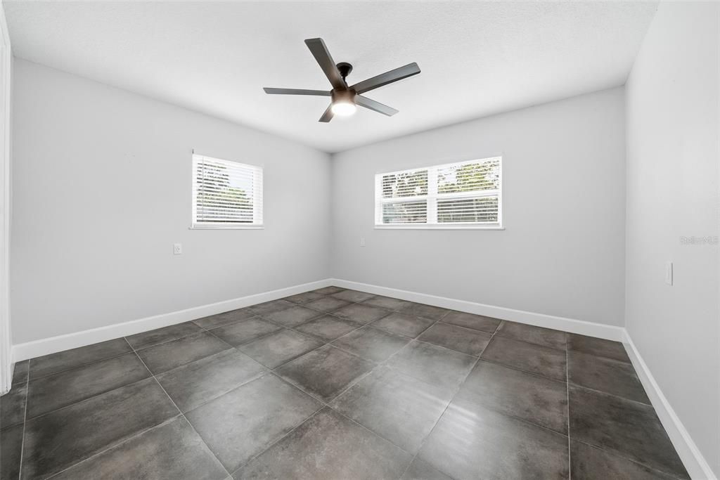 For Sale: $699,999 (4 beds, 2 baths, 1864 Square Feet)