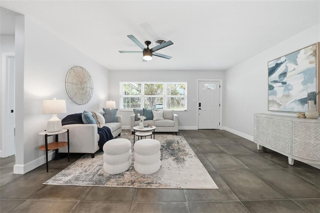 For Sale: $699,999 (4 beds, 2 baths, 1864 Square Feet)