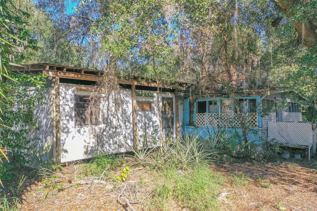 待售: $260,000 (2 贝兹, 2 浴室, 924 平方英尺)