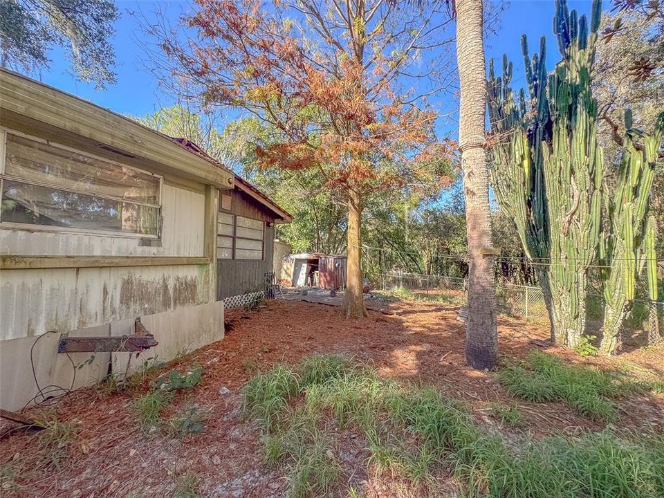 待售: $260,000 (2 贝兹, 2 浴室, 924 平方英尺)