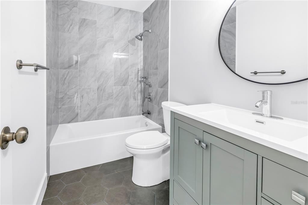 En Venta: $395,000 (3 camas, 1 baños, 1050 Pies cuadrados)