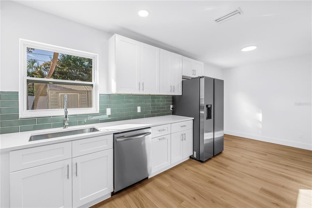 En Venta: $395,000 (3 camas, 1 baños, 1050 Pies cuadrados)