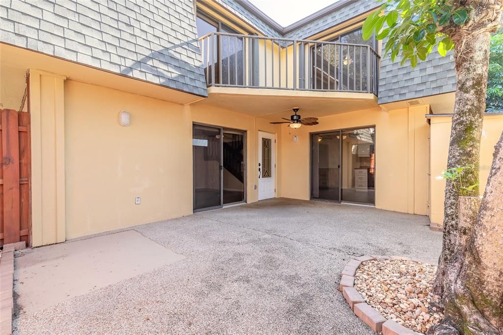 En Venta: $329,900 (2 camas, 2 baños, 1328 Pies cuadrados)