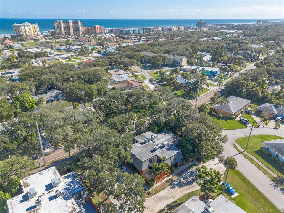 En Venta: $329,900 (2 camas, 2 baños, 1328 Pies cuadrados)