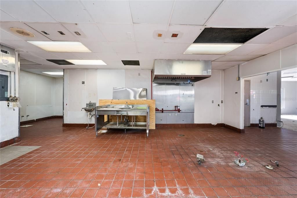 For Sale: $2,809 (0 beds, 0 baths, 3150 Square Feet)