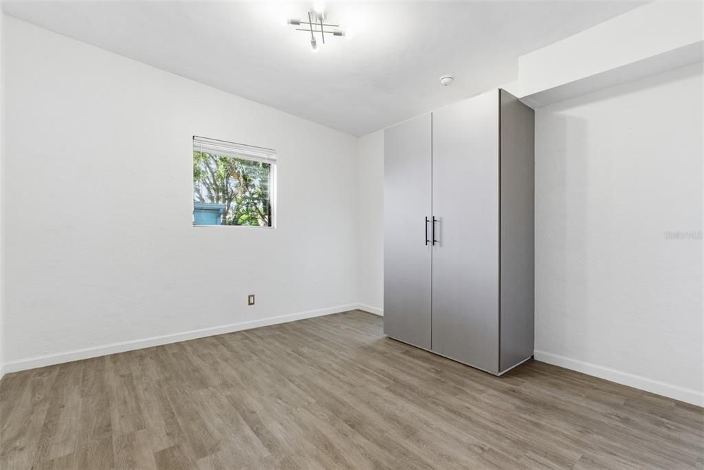 出租: $2,250 (3 贝兹, 1 浴室, 1520 平方英尺)