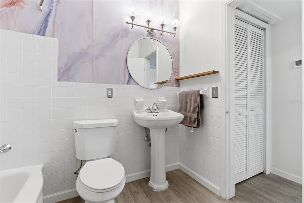 出租: $2,250 (3 贝兹, 1 浴室, 1520 平方英尺)