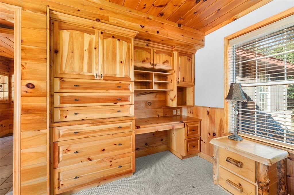 En Venta: $699,000 (4 camas, 3 baños, 3272 Pies cuadrados)