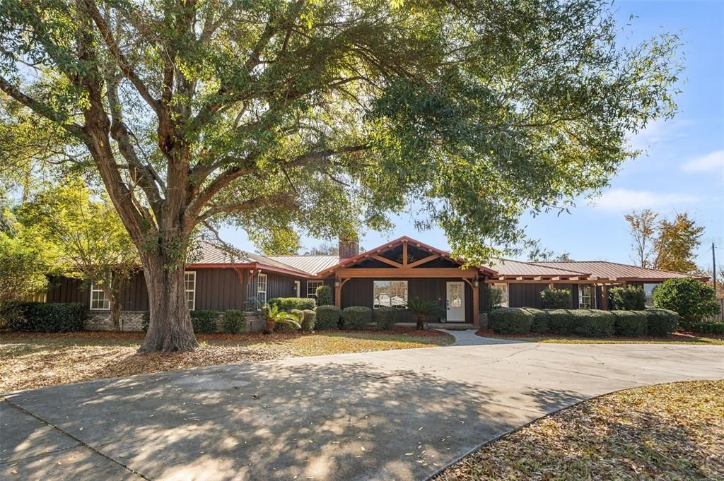 En Venta: $699,000 (4 camas, 3 baños, 3272 Pies cuadrados)