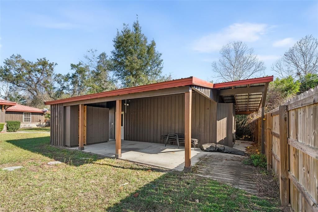 En Venta: $699,000 (4 camas, 3 baños, 3272 Pies cuadrados)