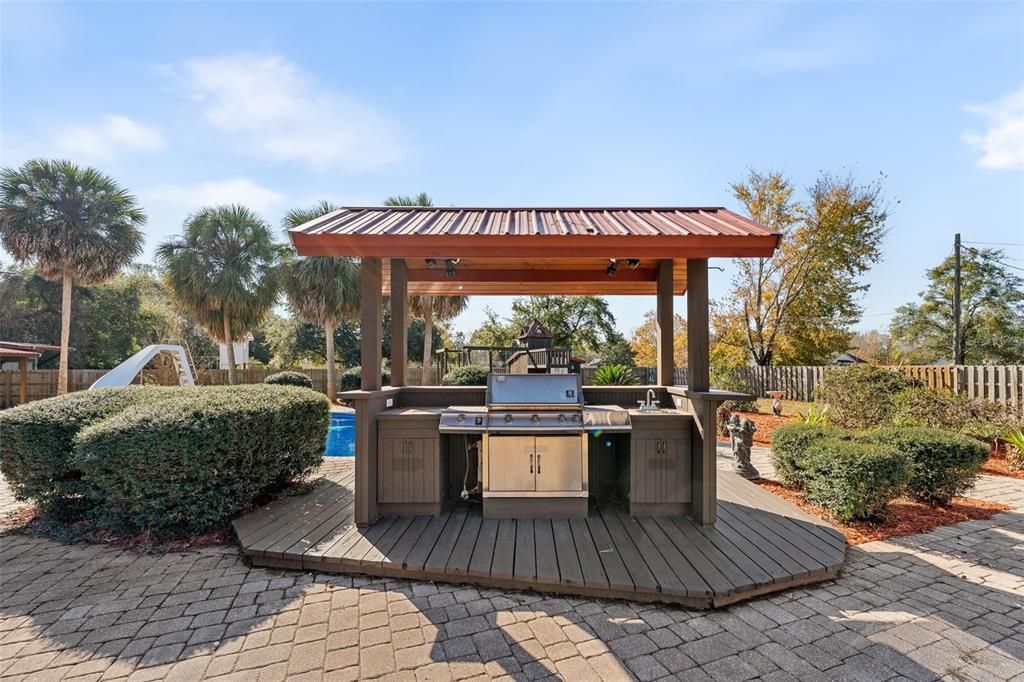 En Venta: $699,000 (4 camas, 3 baños, 3272 Pies cuadrados)