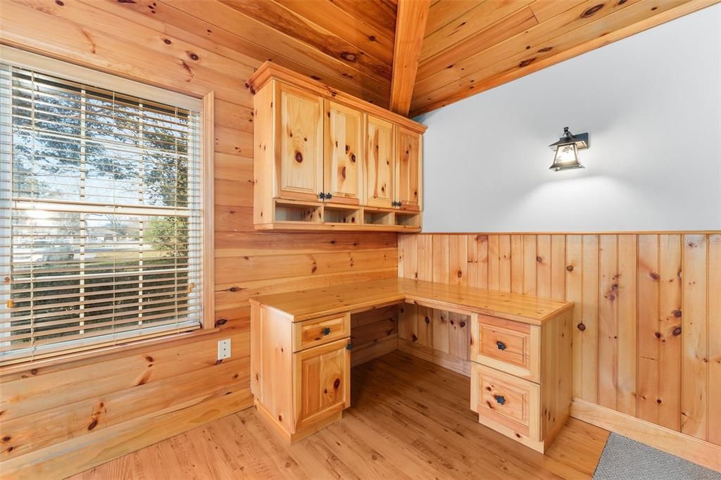 En Venta: $699,000 (4 camas, 3 baños, 3272 Pies cuadrados)