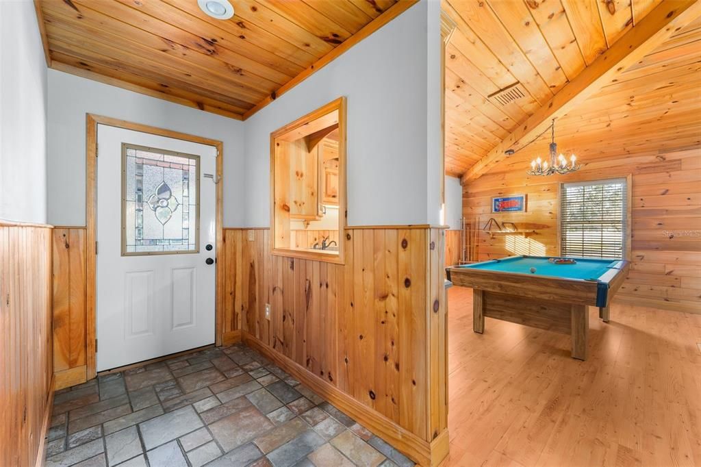 En Venta: $699,000 (4 camas, 3 baños, 3272 Pies cuadrados)