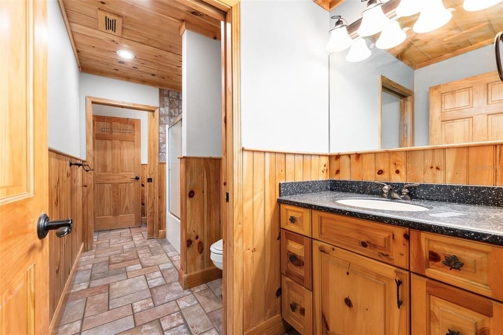 En Venta: $699,000 (4 camas, 3 baños, 3272 Pies cuadrados)