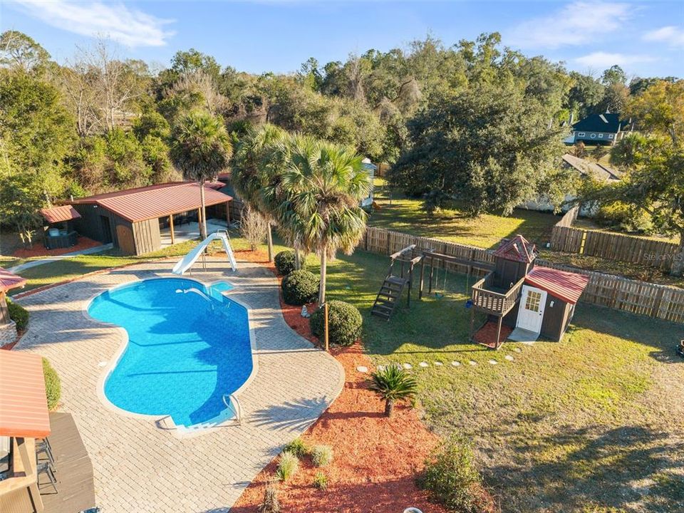 En Venta: $699,000 (4 camas, 3 baños, 3272 Pies cuadrados)