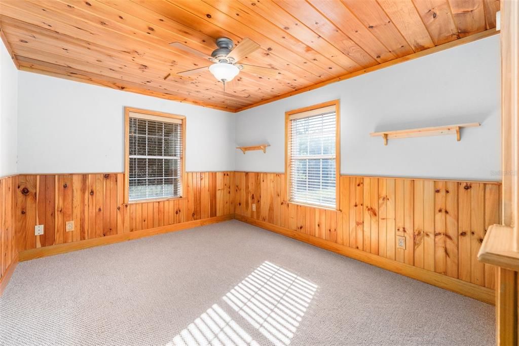 En Venta: $699,000 (4 camas, 3 baños, 3272 Pies cuadrados)