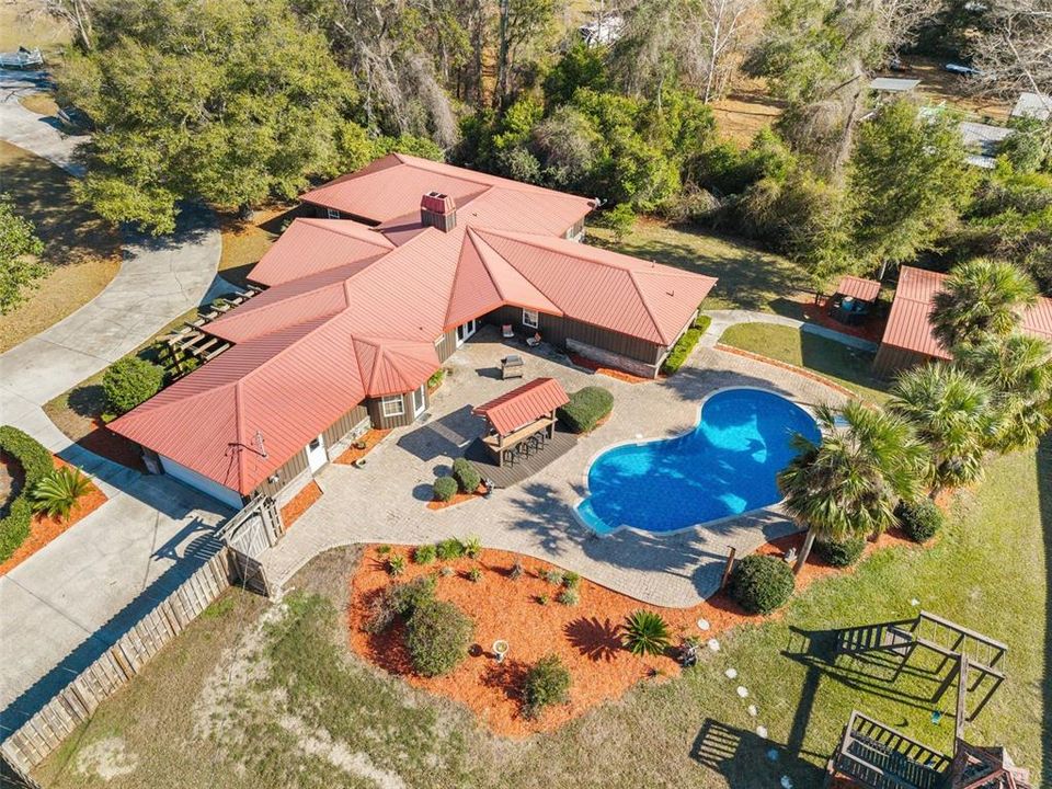 En Venta: $699,000 (4 camas, 3 baños, 3272 Pies cuadrados)