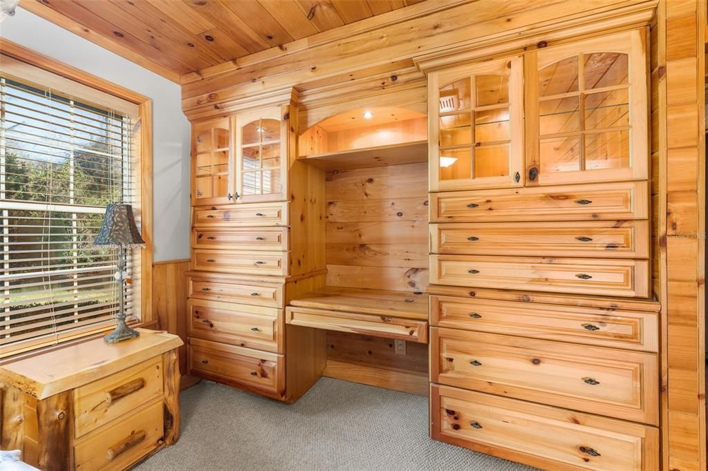 En Venta: $699,000 (4 camas, 3 baños, 3272 Pies cuadrados)